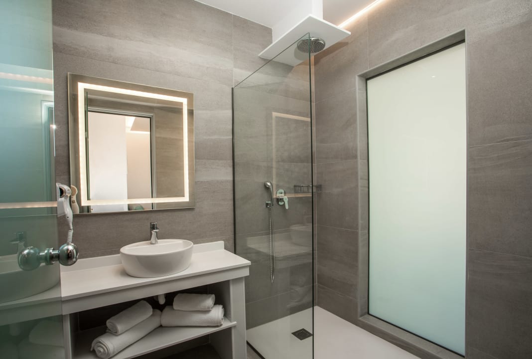 Zimmer Hollywood Inn - Faliraki Adults Only