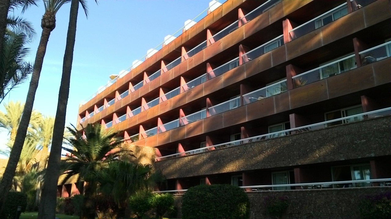 Rückseite Hotel Riu Palace Oasis