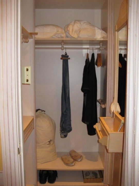 Begehbarer Kleiderschrank JOIA El Mirador by Iberostar