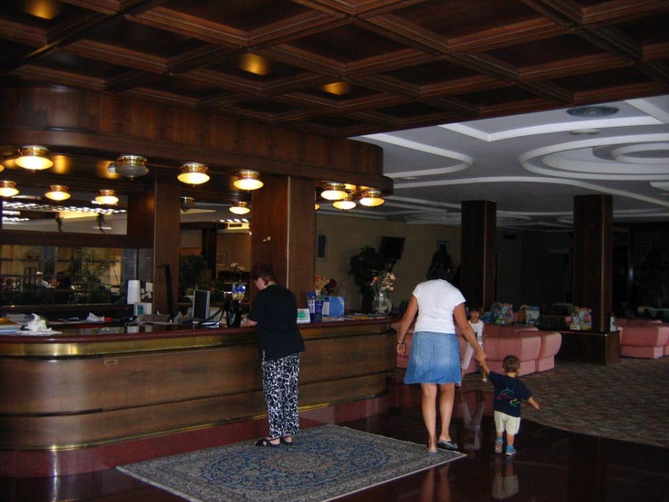 Rezeption Hotel Laura Christina