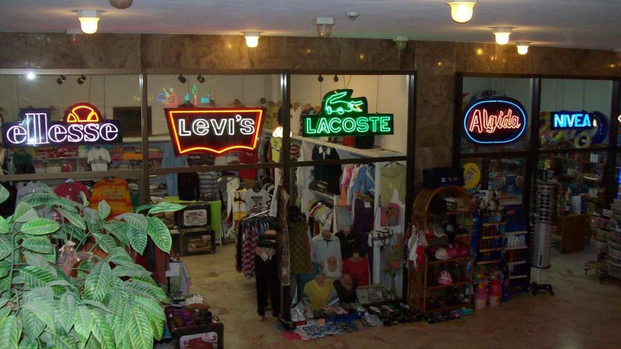 Laden im Hotel Hotel Grand Efe