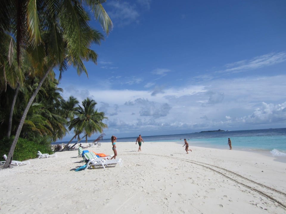 Unser Platz am Strand Fihalhohi Maldives