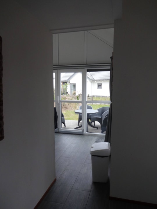 Durchgang zur Küche Roompot Strandpark Duynhille