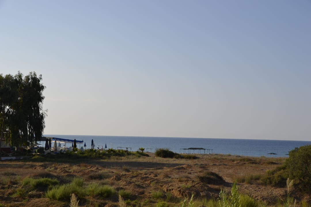 Blick vom Balkon Skys Hotel