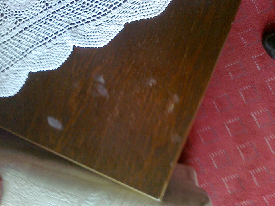 Schmutzig, abgewohnt, hässlich Wellnesshotel Paradiesquelle