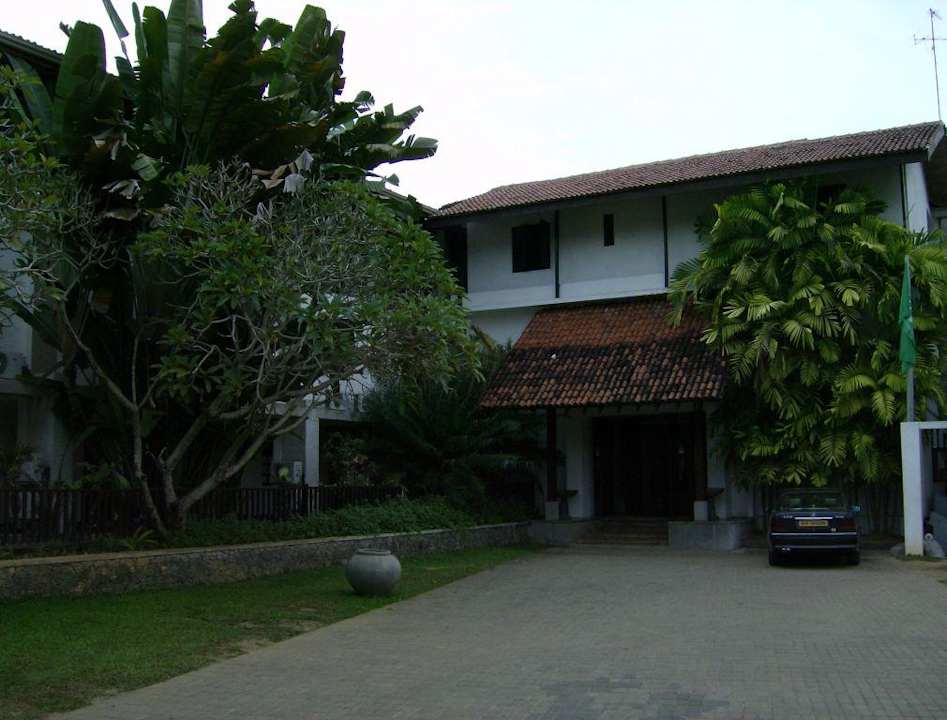 Haupteingang Earl’s Reef Beruwala