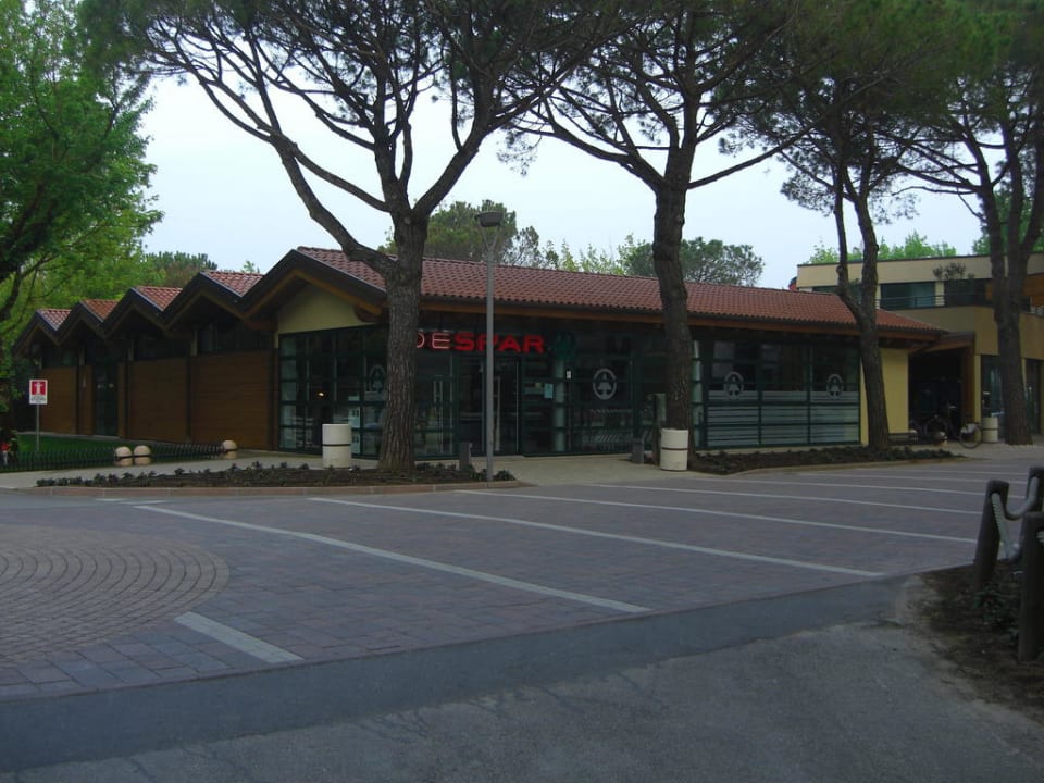 Supermarkt Camping Village Garden Paradiso
