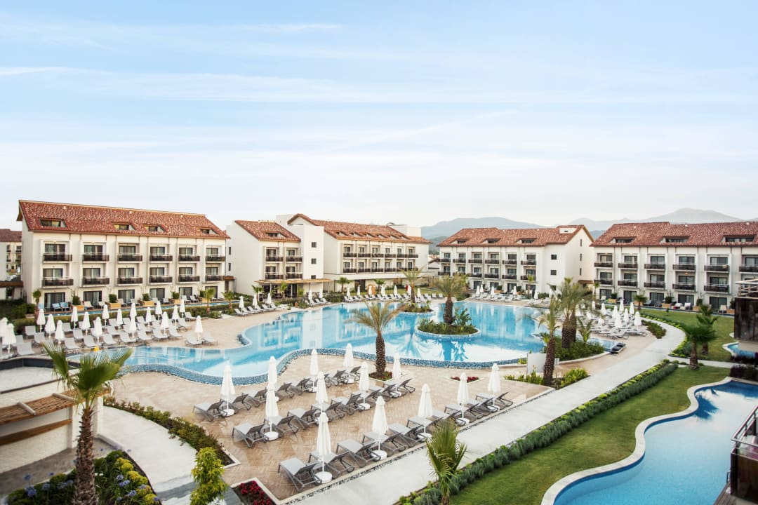 Family Pool Akra Fethiye Tui Blue Sensatori