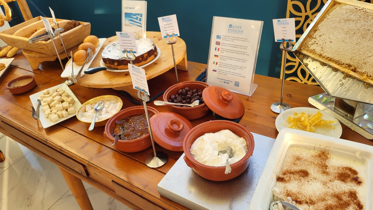 Gastro Asterias Beach Resort