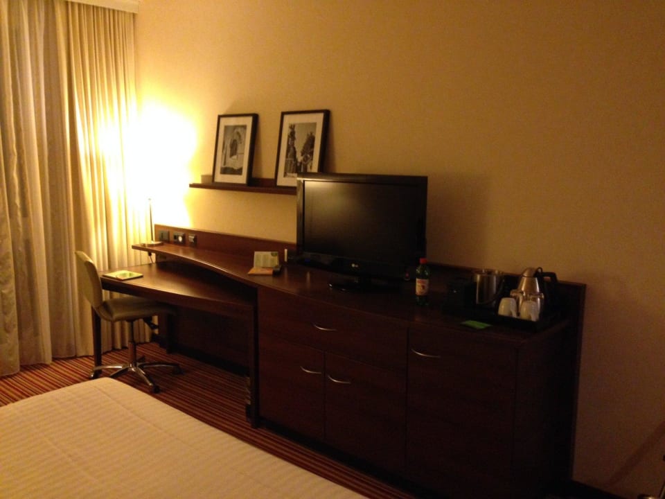 Entertainment Courtyard by Marriott Basel