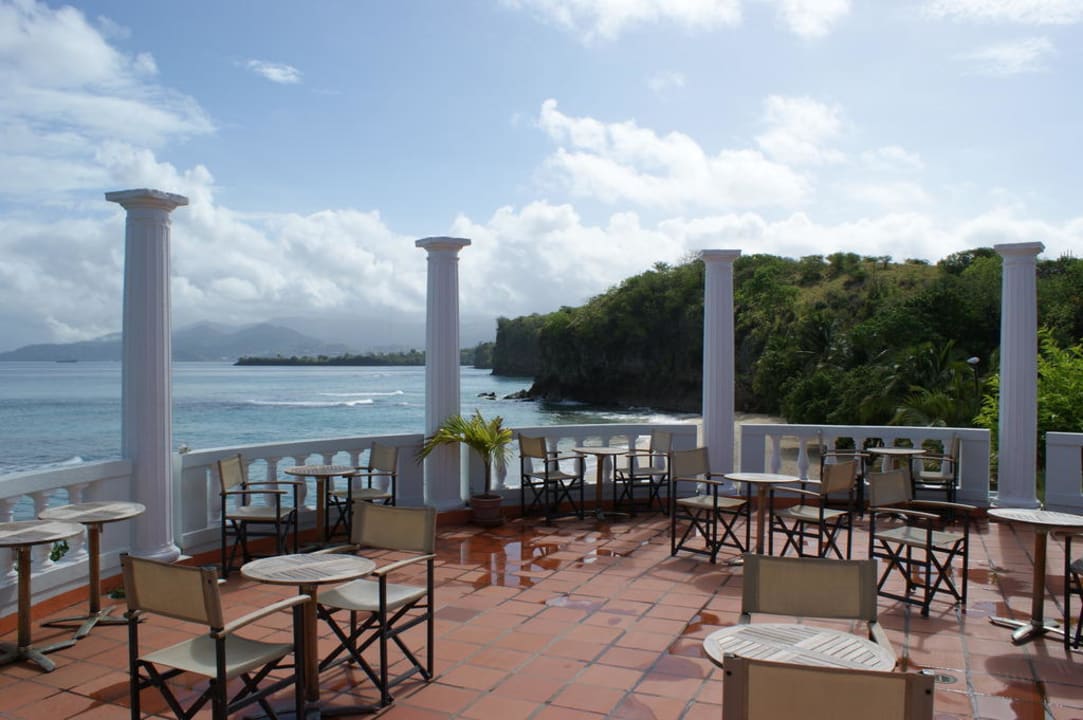 Blick von der Spice Bar Richtung St. George's Hotel Rex Grenadian