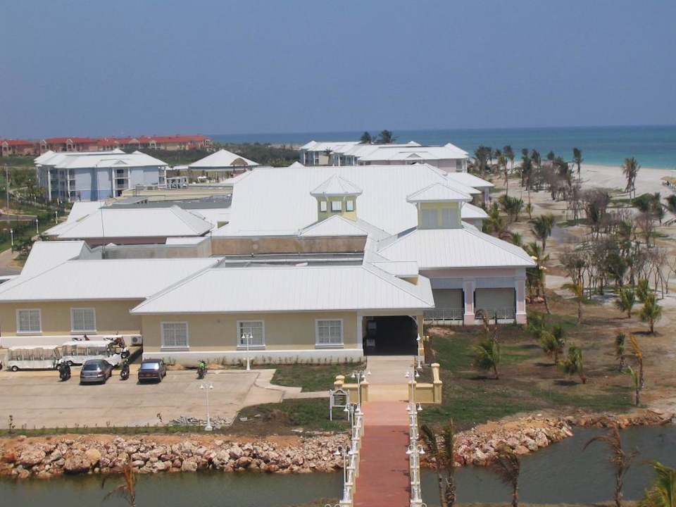 Weg Richtung Haupthaus/Lobby... Fiesta Americana Punta Varadero