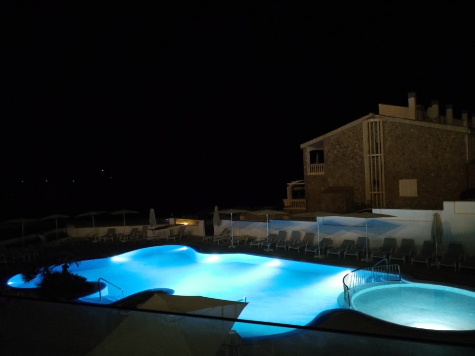 Pool HSM Regana - Adults Only