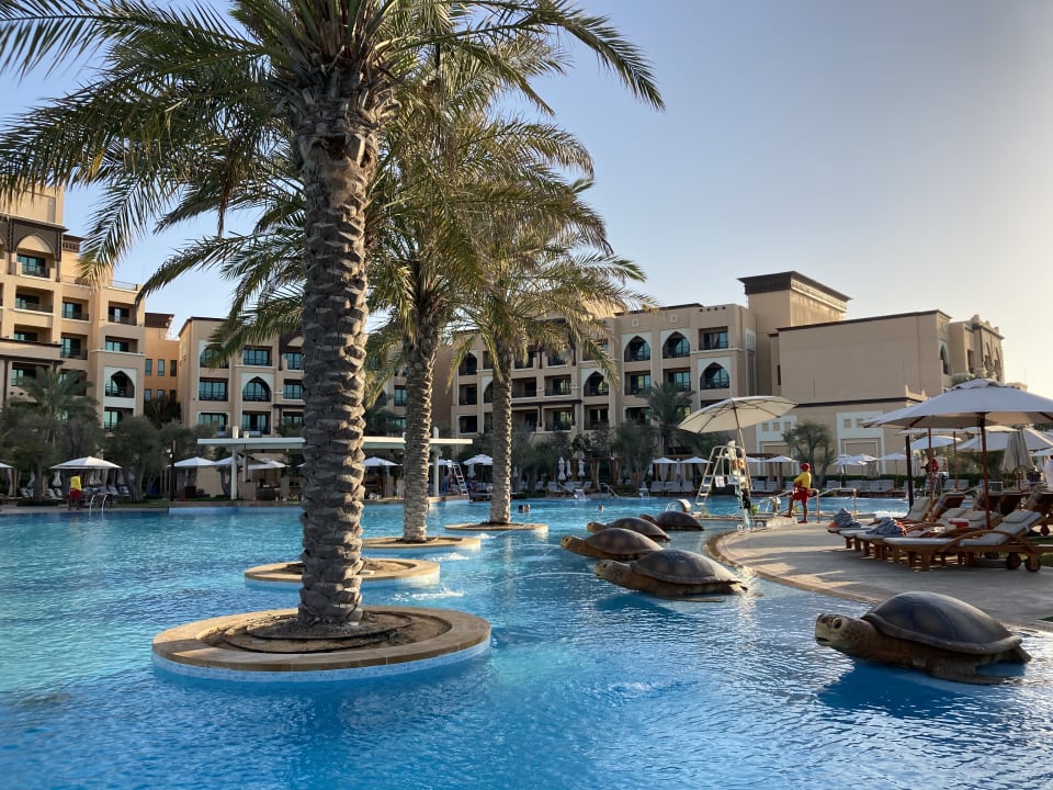 Pool Saadiyat Rotana Resort &  Villas