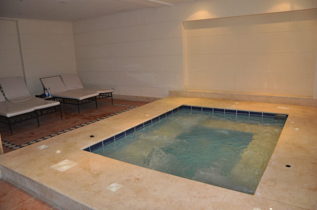 Jacuzzi Jaz Makadi Saraya Resort