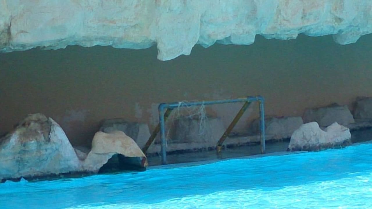 Alles sehr runtergekommen Serenity Alpha Beach