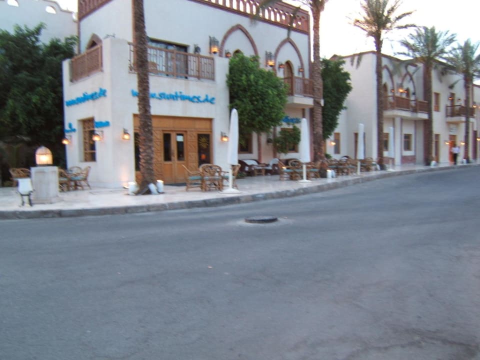 Shoppingmeile am Abend The Grand Hotel Sharm El Sheikh