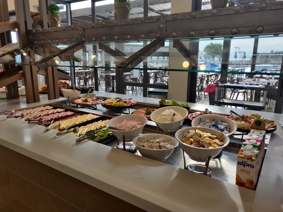 Gastro Nana Golden Beach