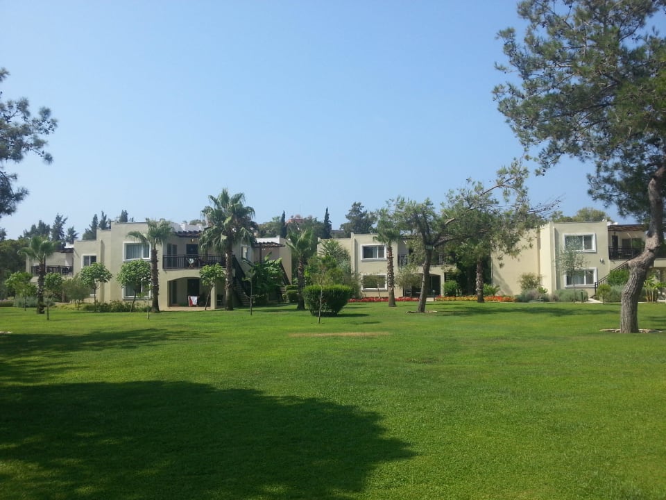 Die Grünanlage Marvida Family Eco