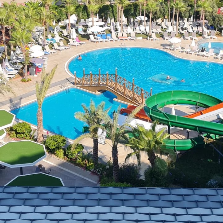 Pool Aria Resort & Spa
