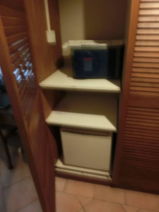 Deluxezimmer im Chalet - Safe und Kühlschrank Berjaya Beau Vallon Bay Resort & Casino