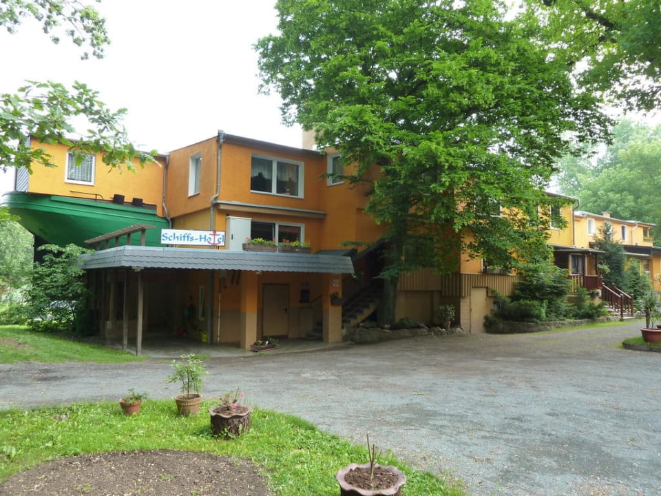 Der Eingangsbereich Schiffshotel Sonnenschein