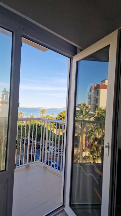 Ausblick Hotel & Appartements Leman