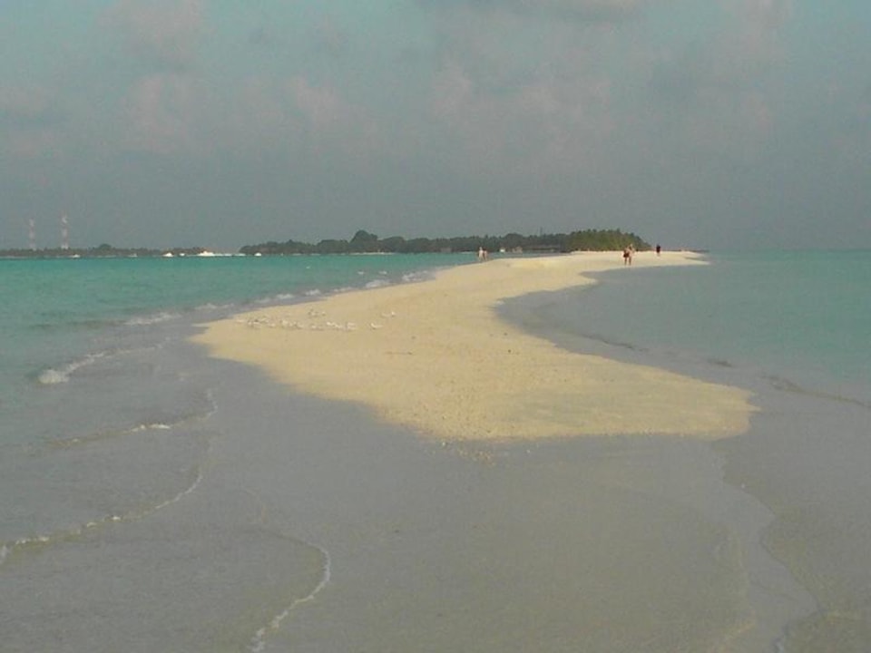 Sandbank Kuramathi Maldives