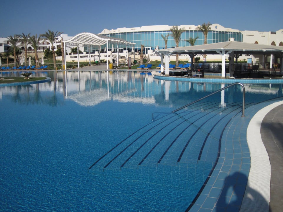 Pool Hilton Marsa Alam Nubian Resort
