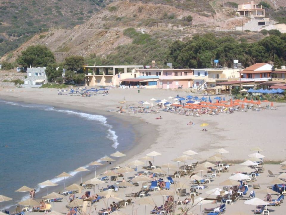 Aussicht vom Hotel auf den Strand Fodele Beach & Water Park Holiday Resort