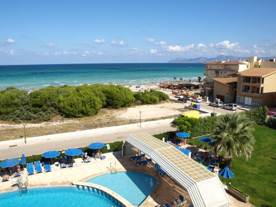 Pool und Garten Apartments Platja Pins