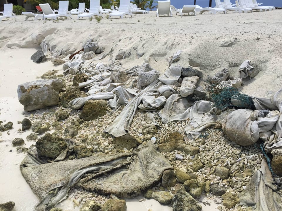 Steine, Blech und Glas Summer Island Maldives