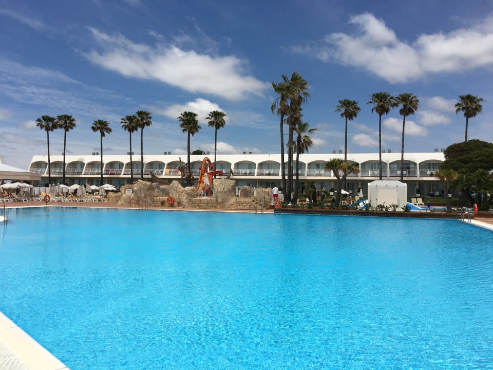 Pool Iberostar Waves Royal Andalus