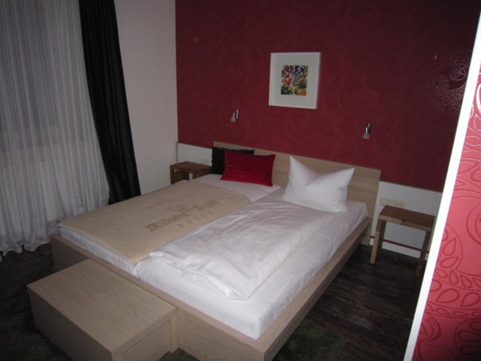 Bett Hotel Wilhelm Busch