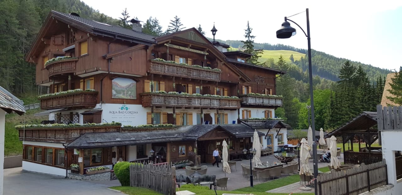 Außenansicht Aqua Bad Cortina - BIOhotel & Thermal Baths
