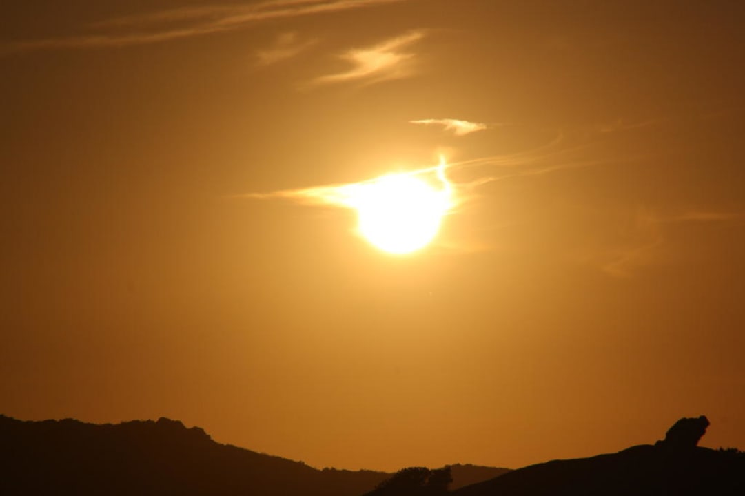 Sonnenuntergang am Strand Hotel Villa Gemella