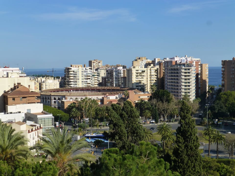 Ideale Lage neben Strand, Hafen u. Stierkampfarena Hotel MS Maestranza
