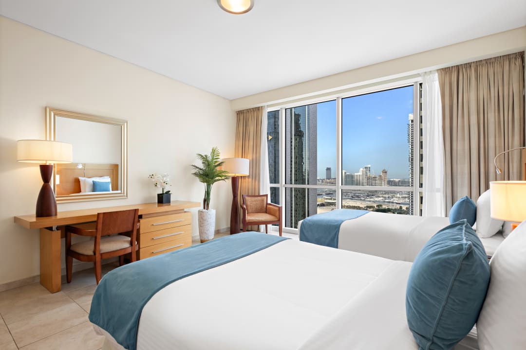 Zimmer Blue Beach Tower The Walk JBR