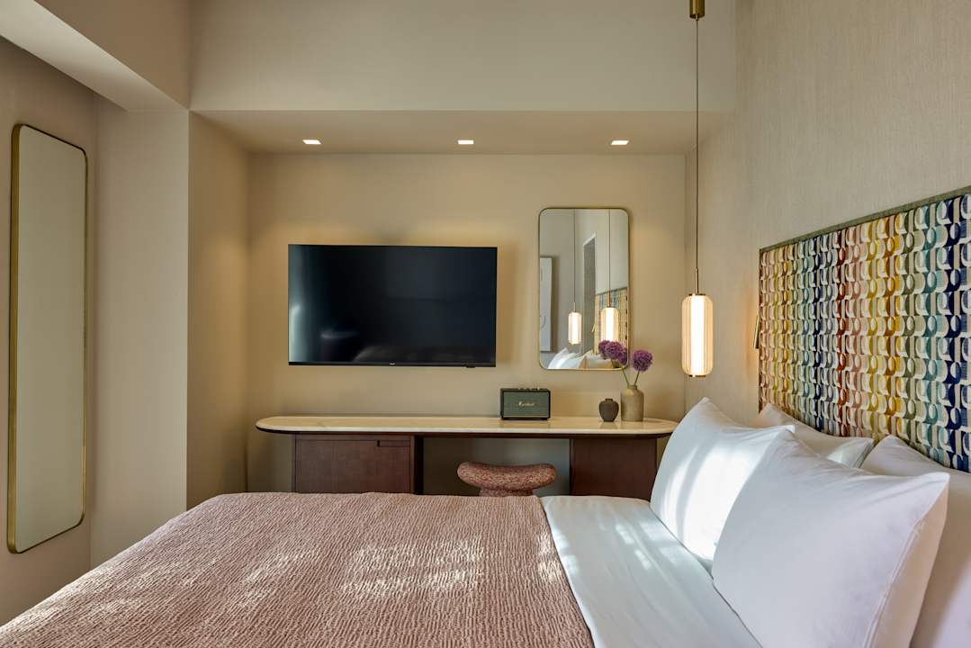 Zimmer Avali, Mar-Bella Collection