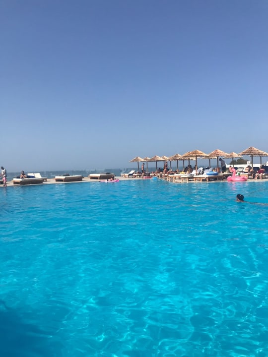 Pool Mitsis Selection Rinela