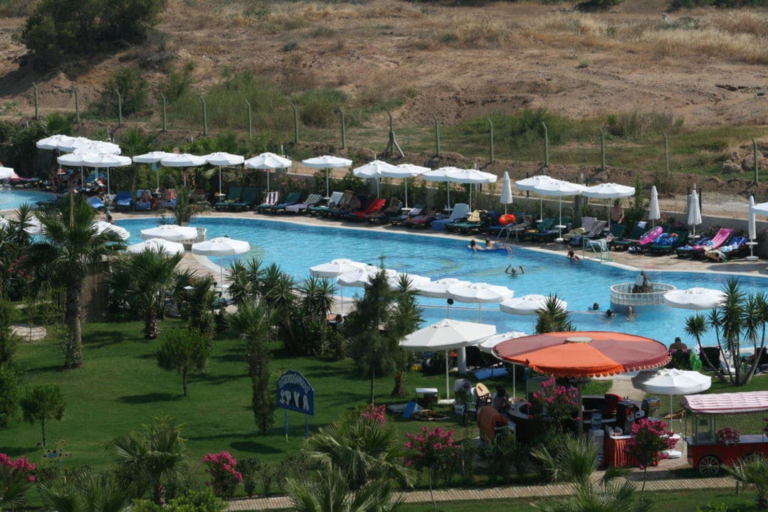 Aktivpool Calimera Hane Garden