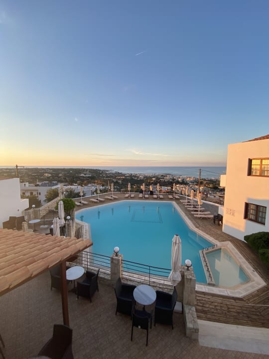 Pool Amazones Village Suites