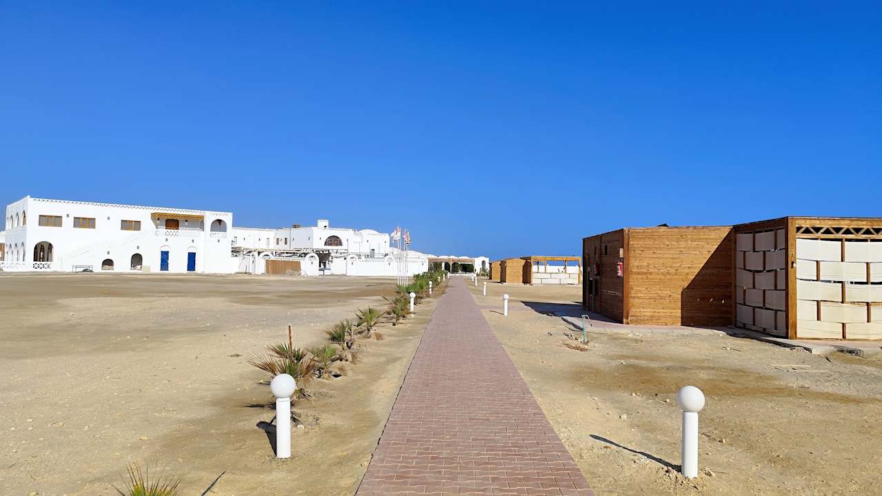 Strand Beach Safari Nubian Resort