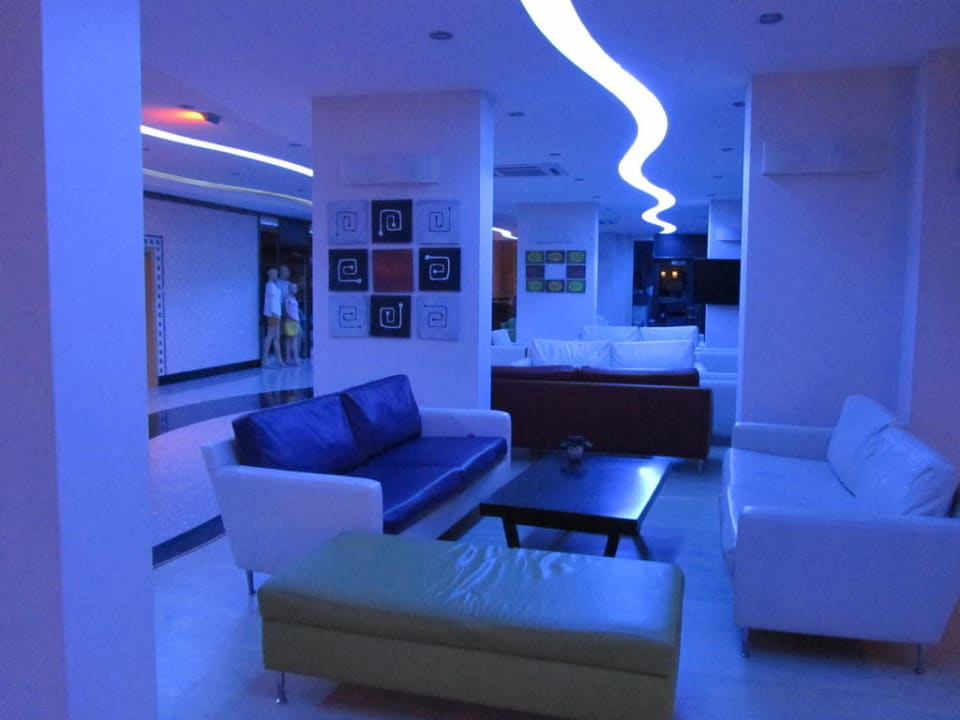Lobby My Home Resort