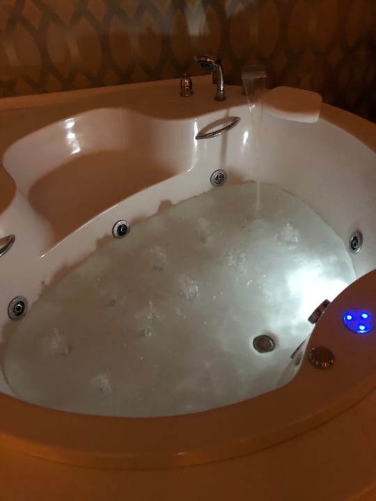 Jaccuzzi Luna Blanca Resort & Spa