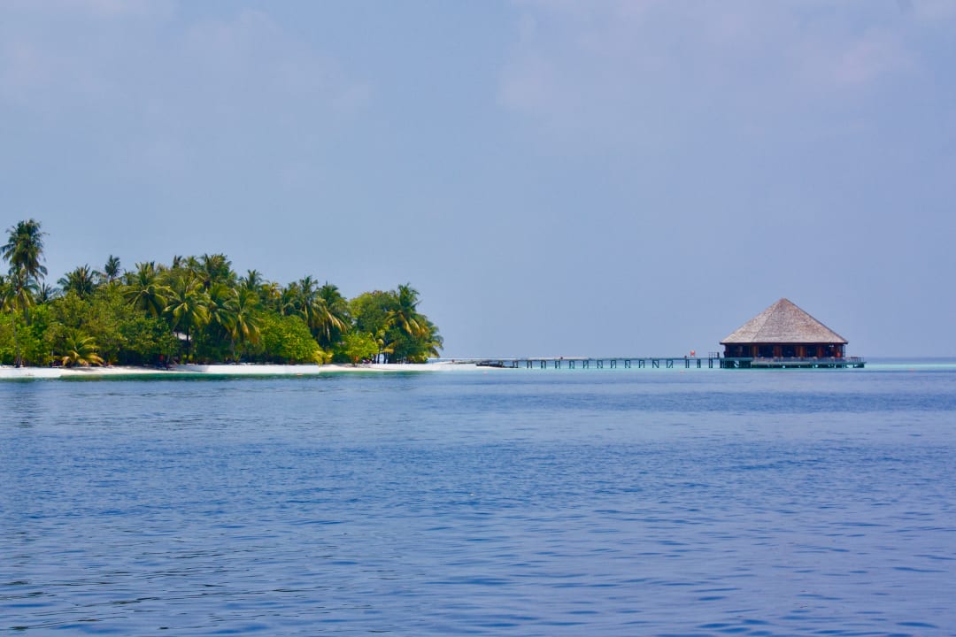 Außenansicht Vilamendhoo Island Resort & Spa