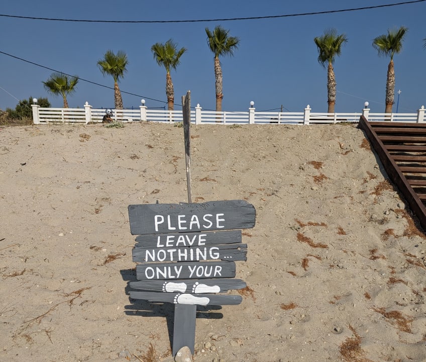 Strand Mammis Beach Hotel