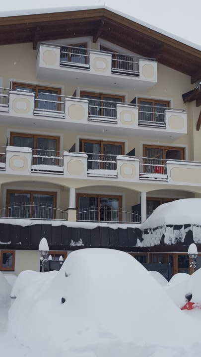 Außenansicht Hotel Olympia