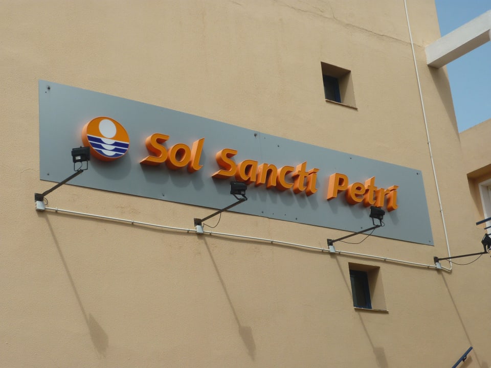 Name Sol Sancti Petri Apartamentos