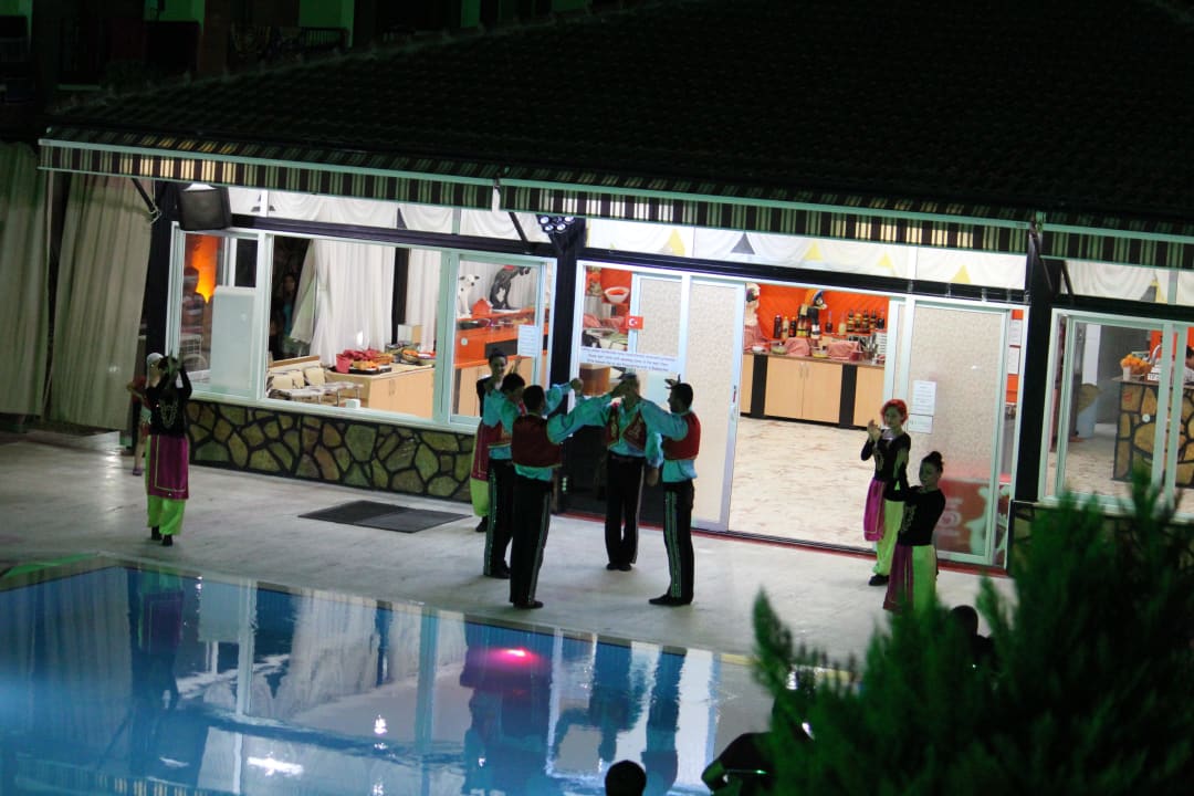 Türkischer Abend Sayanora Hotel